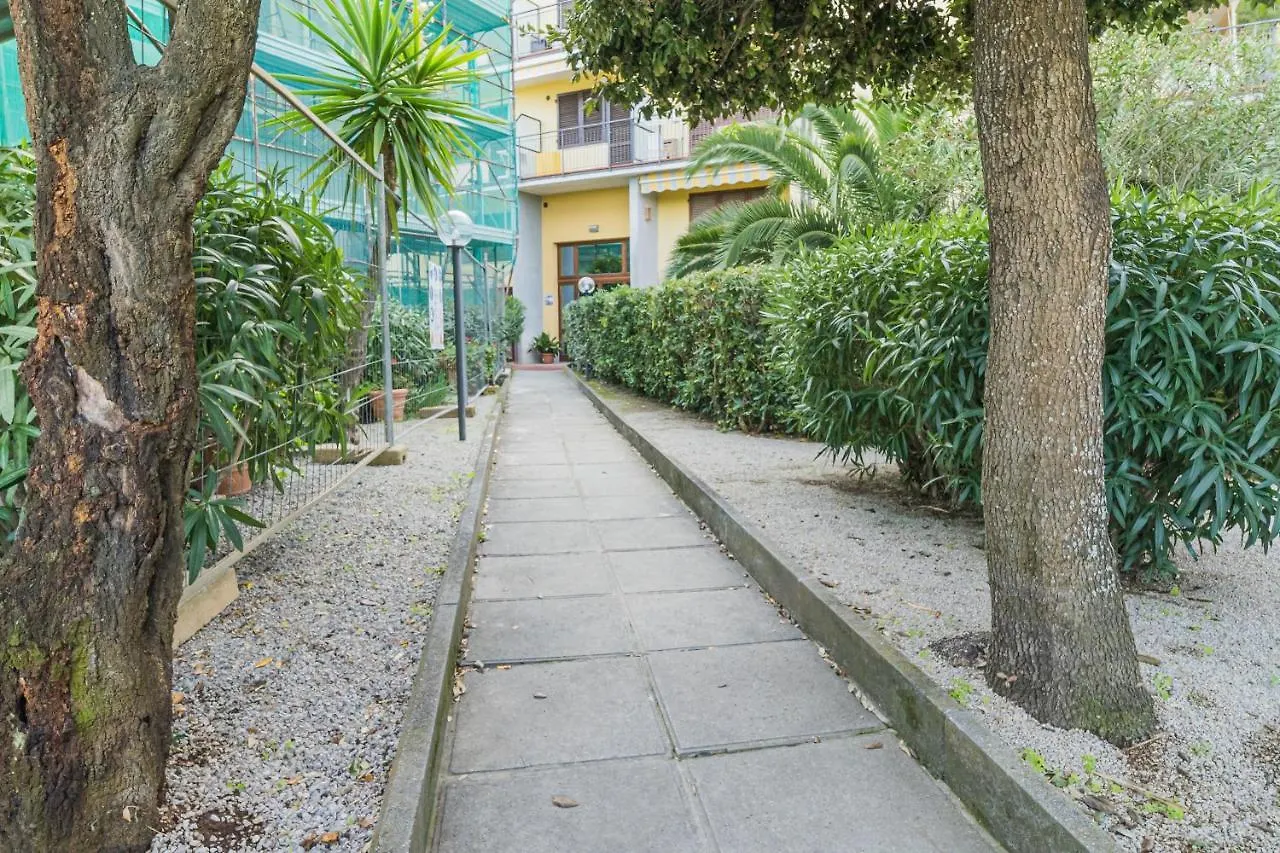 Monolocali Le Lecce Pool & Tennis Capoliveri  Apartment